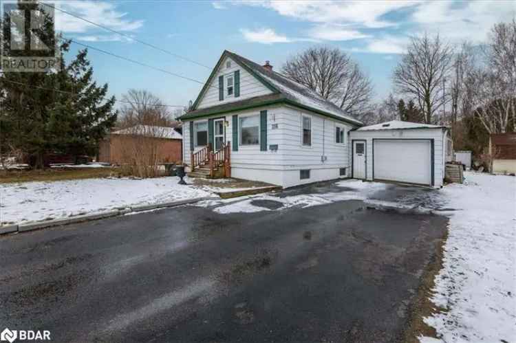 Barrie Detached Home with Basement Apartment - Rental Income Potential
