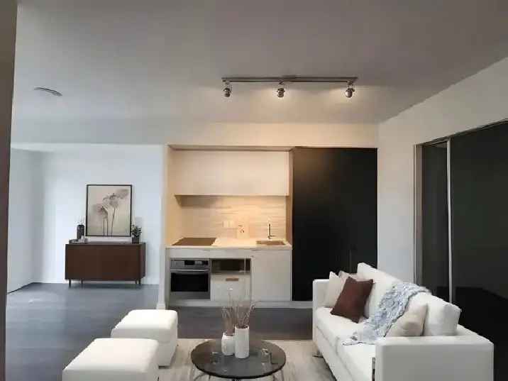 2 Bedroom Condo for Rent in Toronto with Heat & Water Included