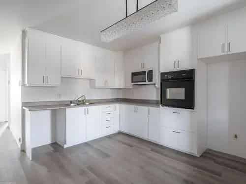Lachine Duplex Investment Opportunity Near Trudeau Airport
