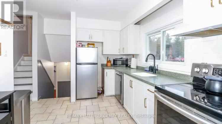 4 Level Sidesplit Near Midhurst 3 Bed 1.5 Bath Family Home Huge Shop