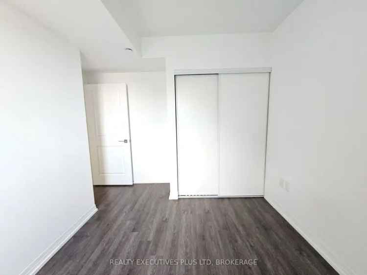 Condo For Sale in Toronto, Ontario