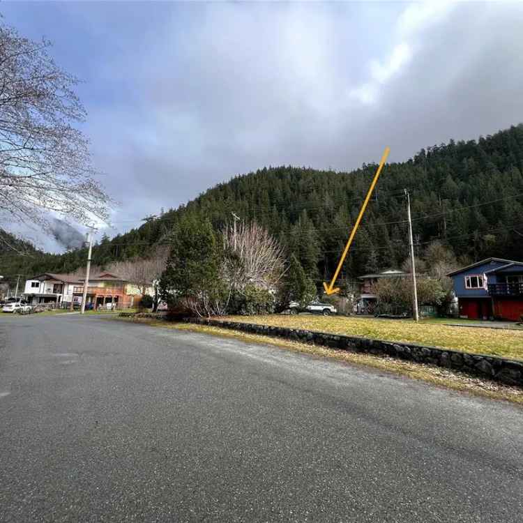 Tahsis Waterfront Lot for Sale