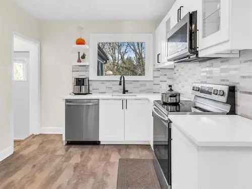 Updated 4-Bedroom Bungalow in Crescent Park Winnipeg