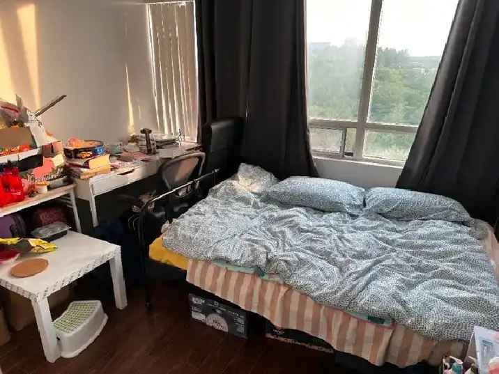 Furnished, Bright  Apartment Bedroom Near UTSC Centennial