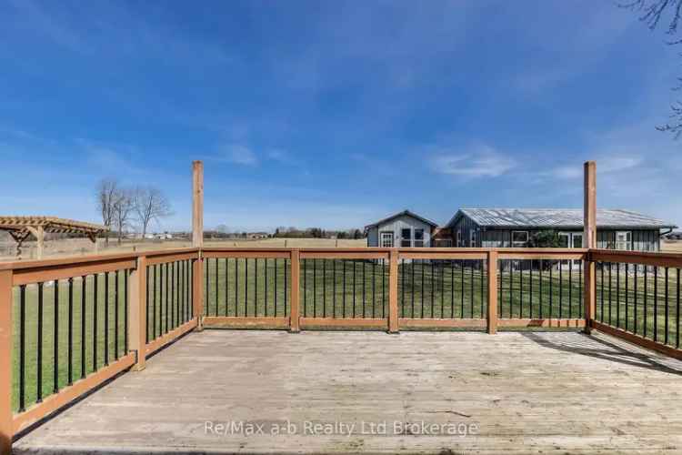 Country Property Zoned for Kennel License Near Woodstock