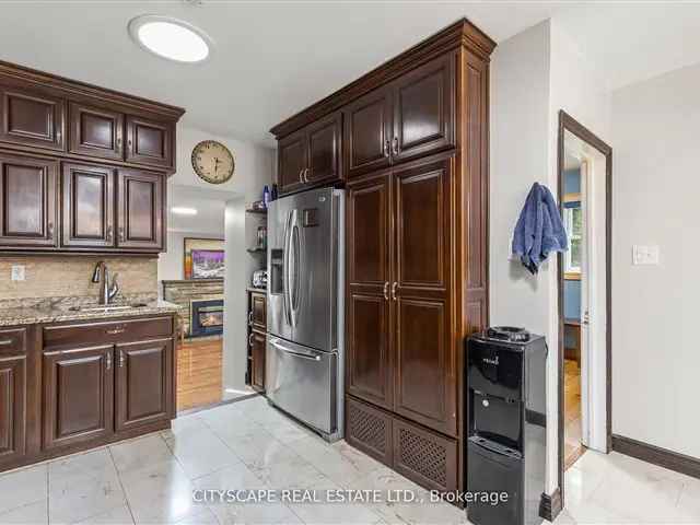 House For Sale in Mississauga, Ontario