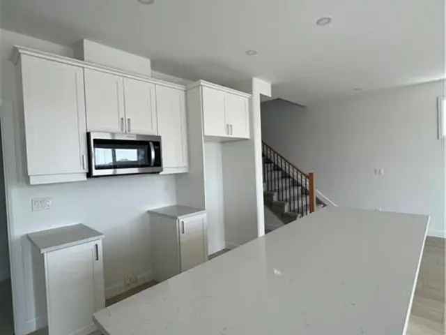 3 Bedroom Semi-Detached Home in Amherstview, ON