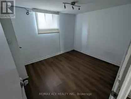 1 room apartment of 276 m² in Toronto