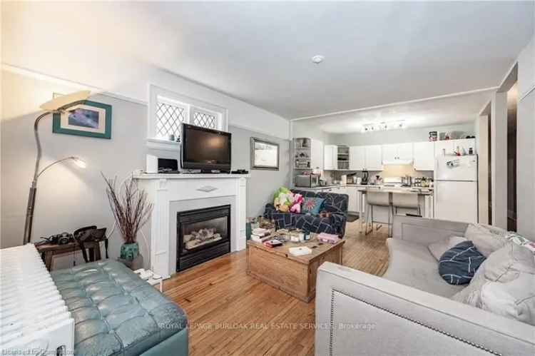 House For Sale in Toronto, Ontario