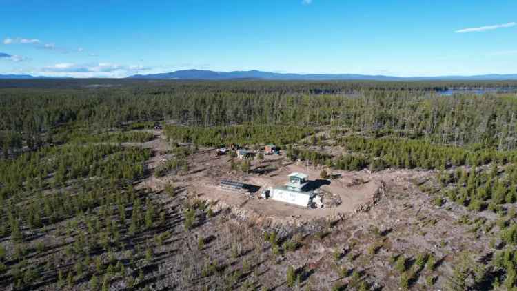 Off-Grid Earths Home on 160 Acres on Private Lake - Chilcotin