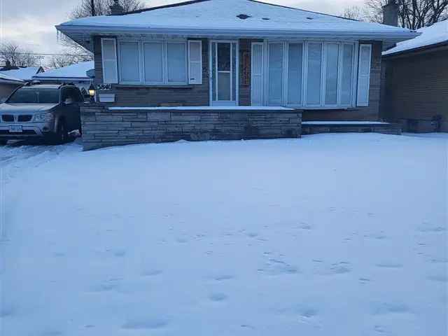 Brick Bungalow Niagara Falls Deep Lot Detached Garage