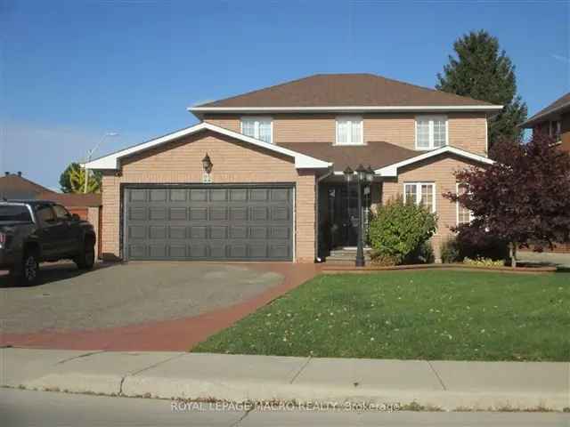 Spacious Family Home in Hamilton Mountain Barnswood