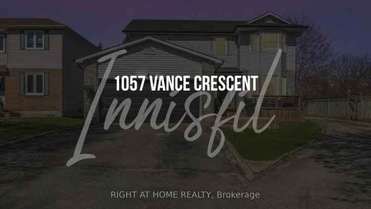 Beautiful Home on Mature Crescent in Alcona