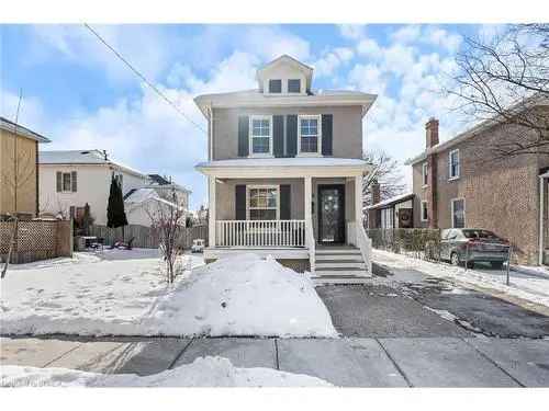 Renovated 3-Bedroom Home in West Galt Near Gas Light District