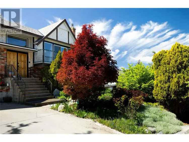 2500 sq ft Tudor Home 4 Beds 25 Baths Family Friendly Upper Mission