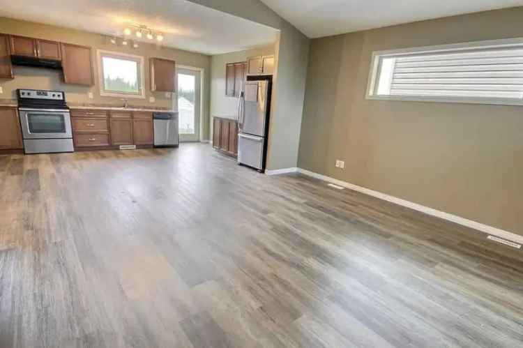 House For Rent in Town of Slave Lake, Alberta