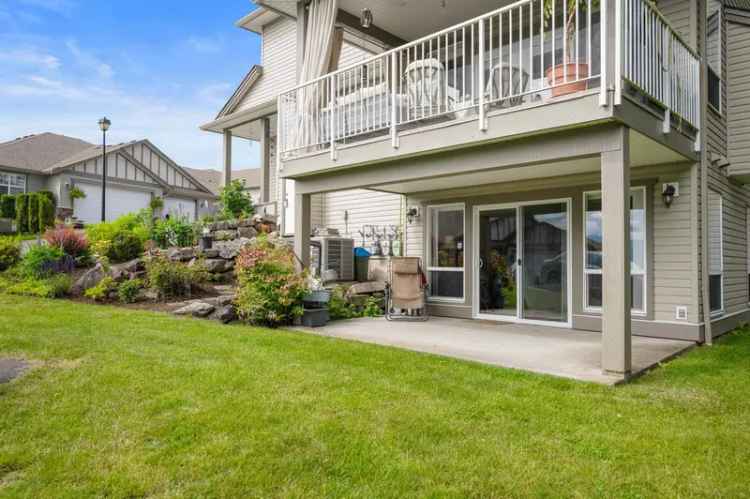 A $849,990.00 Townhouse with 4 bedrooms in Chilliwack Mountain, Chilliwack