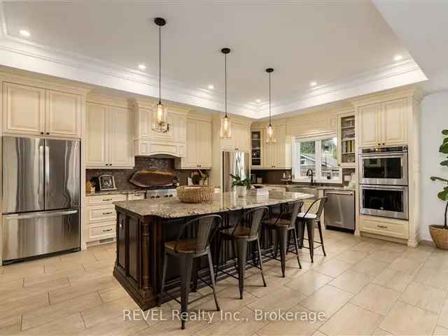 Luxury Custom Home in Hawthorne Heights Port Colborne