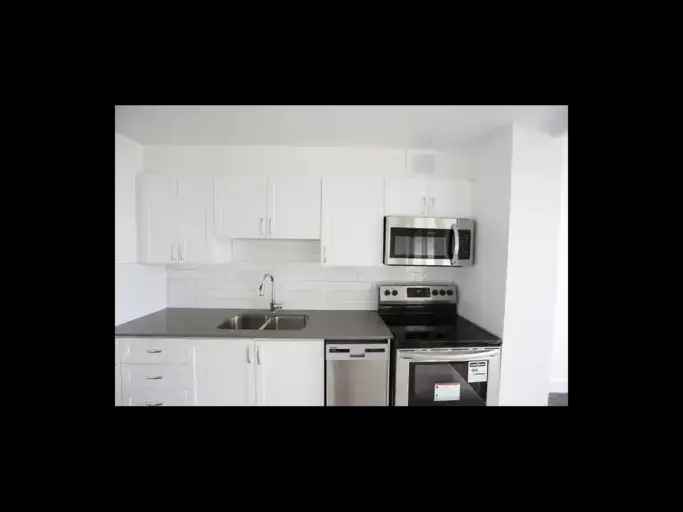 Apartment For Rent in 288, Romaine Street, Peterborough, Ontario