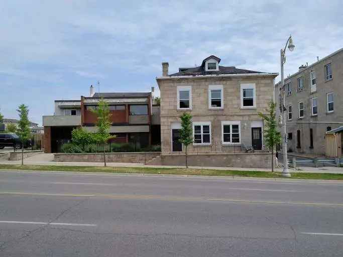 Rent Apartment in Guelph with Updated Features Near University and Downtown