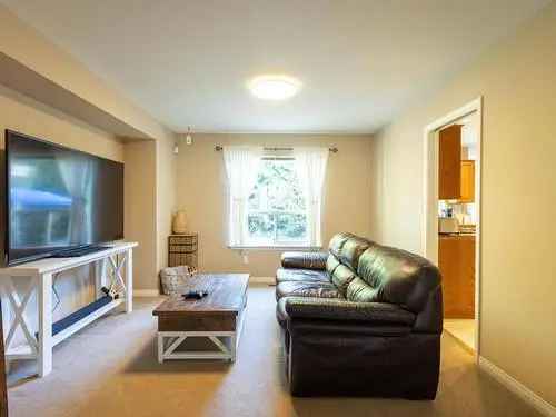 House For Sale in Ocean Park Surrey British Columbia