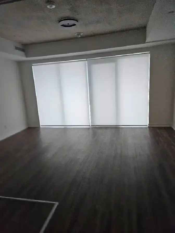 1 Bedroom Plus Den Condo in St Clair West