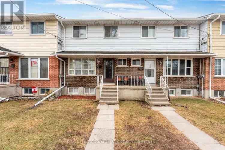 Amherstview Townhome 3 Bedroom Updated Spacious Rec Room