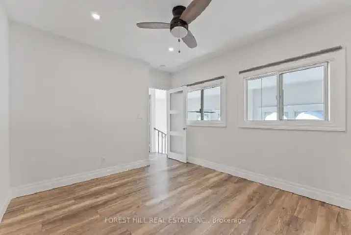 Unique Bright 2Bed Loft located at Queen St E/Boulton for Rent