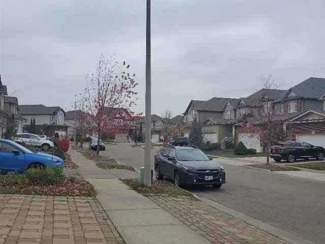 4+1 Bedroom Home with Basement Apartment in Kitchener