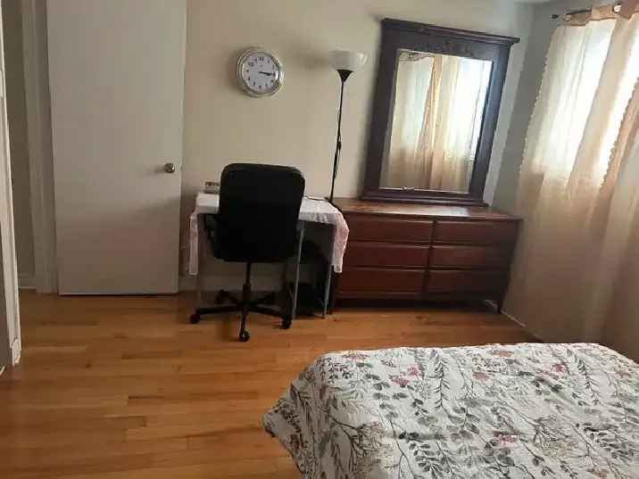 Master Bedroom for Rent for Ladies