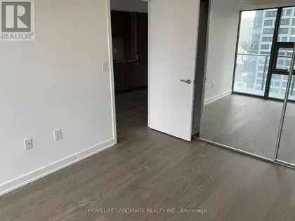 1 room apartment of 252 m² in Toronto