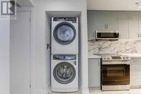 2 Bedroom 1 Bath Apartment in Toronto