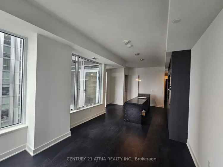 Condo For Rent in 11, Yorkville Avenue, Toronto, Ontario