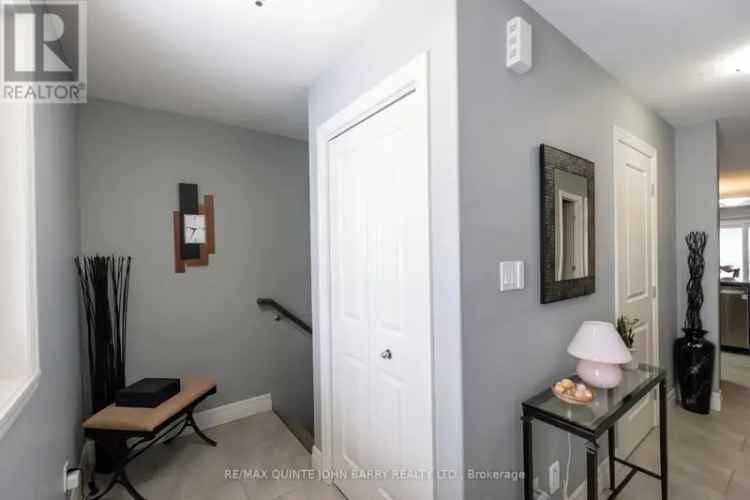 935 sq ft Townhome Near Hwy 401 - Perfect for First Time Home Buyers