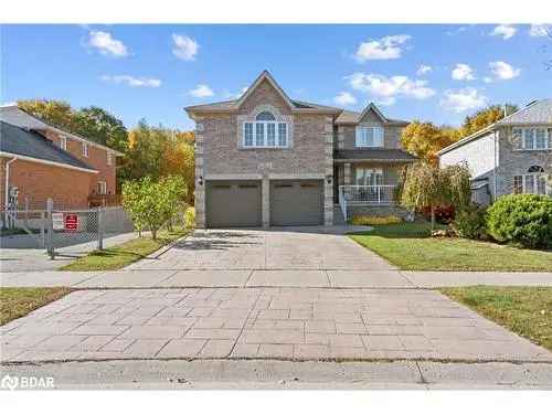 Buy House in Barrie Ontario with In-Law Suite and Nature Trails