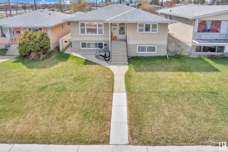 Up Down Duplex Near Shopping Schools 2 Furnaces 2 Kitchens Large Backyard