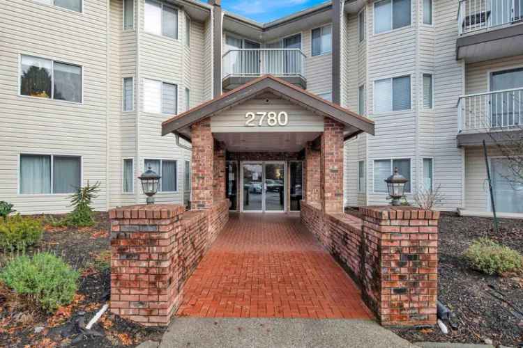 A $499,900.00 Apartment/Condo with 2 bedrooms in Central Abbotsford, Abbotsford