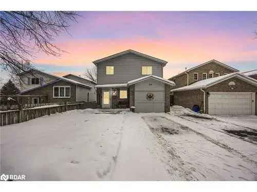 House For Sale In Barrie, Ontario