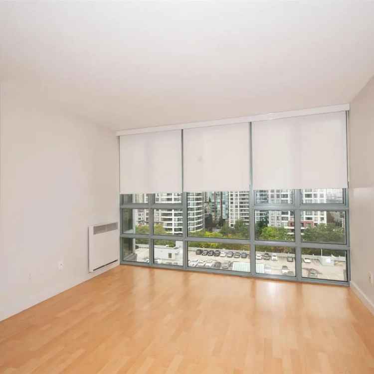 Yaletown Luxury Condo for Sale Panoramic City Views 2 Beds 2 Baths