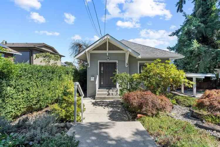 A $1,669,900.00 House/Single Family with 4 bedrooms in Sapperton, New Westminster