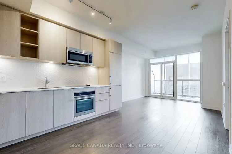 Luxury 1+Den Corner Unit in Liberty Village with Lake Views