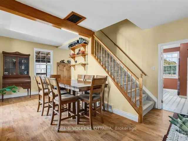 House For Sale in North Dundas, Ontario