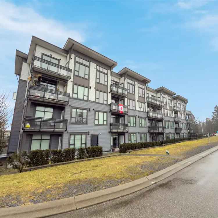 Fraser Heights 2 Bed Condo  New 2018 Modern Kitchen Mountain Views