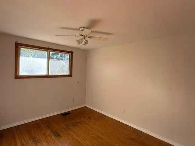 Hamilton 3 1 Bedroom Home Finished Basement Rental Potential