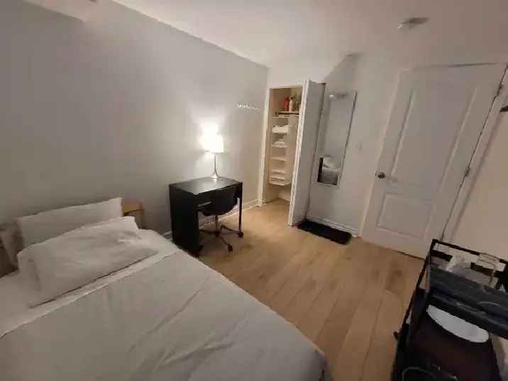 $1050 Furnished Room for Rent