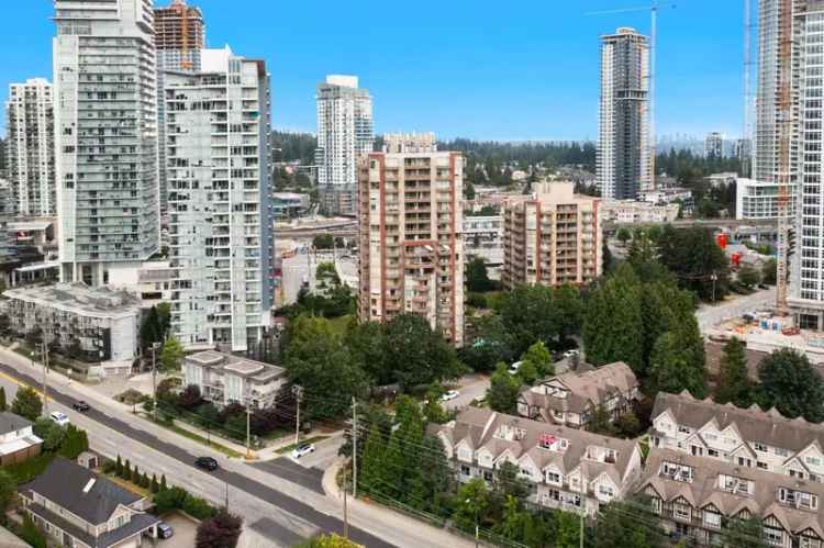 A $769,900.00 Apartment/Condo with 2 bedrooms in Coquitlam West, Coquitlam