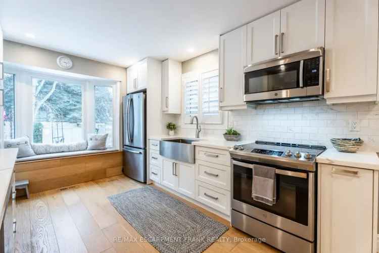 Beautiful 3-Bedroom 2-Storey Home in Old Ancaster - Fully Renovated