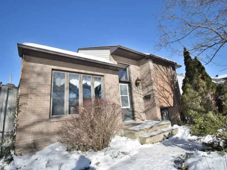 Bungalow for Sale in Mascouche