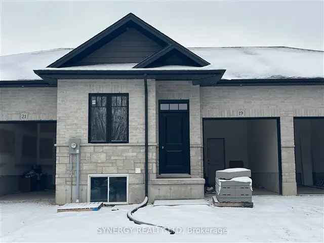 One Floor Living Contemporary Townhouse Bungalow Near Downtown