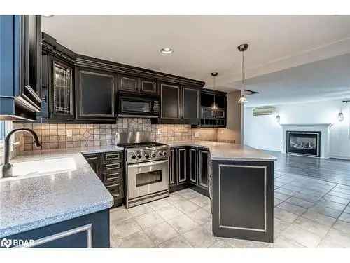 House For Sale In Barrie, Ontario